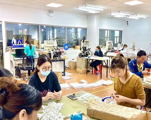 CÔNG TY TNHH VẬT LIỆU NHÃN MÁC TỬ DƯƠNG (VIỆT NAM) - 梓扬标签材料（越南）有限公司